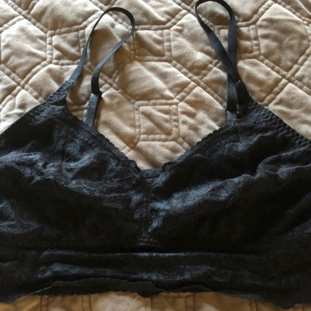 Victoria Secret Black Lace Bralette L